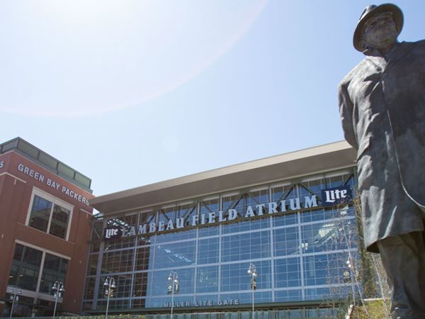 Vince Lombardi Statue Outside Lambeau Field