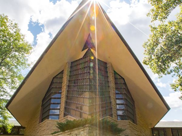 Exterior view of the First Unitarian Meeting House
